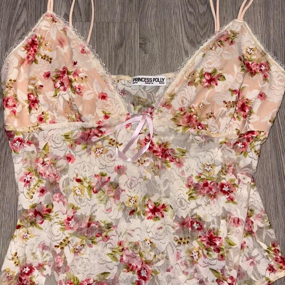 Princess Polly Amessa Floral Lace Bodysuit Tank Top - Picture 5 of 8